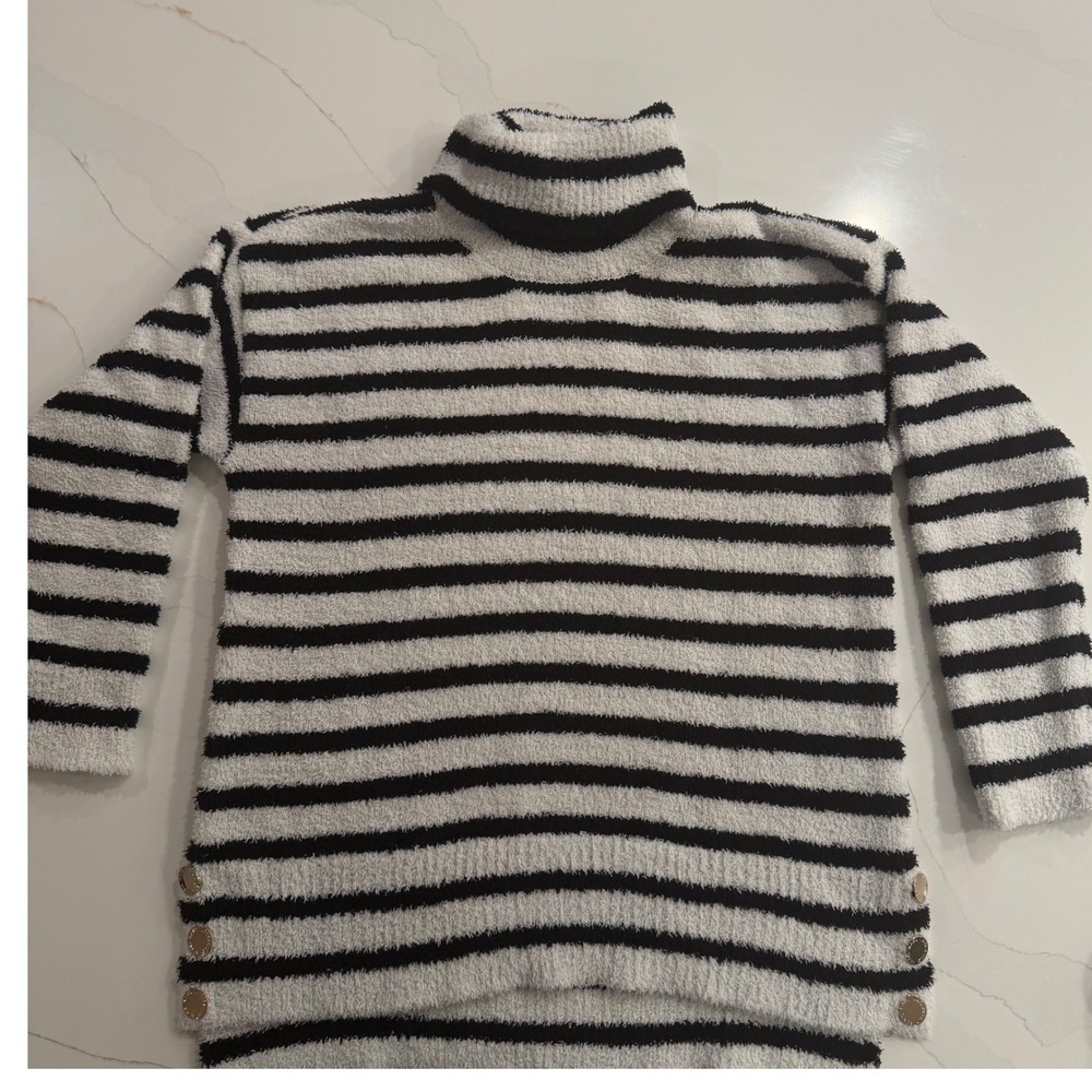 Karl Lagerfeld Paris Black White Stripe Fuzzy Turleneck Sweater Top L